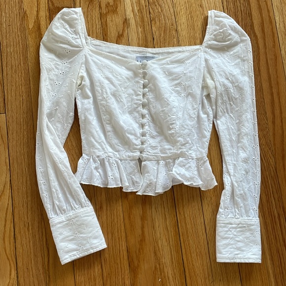 Lioness Eyelet Top - Picture 2 of 4